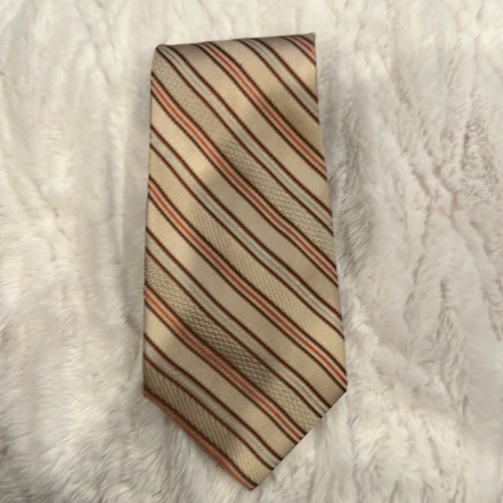 $3.00 - 15 TIES Stafford , Croft & Barrow ,apt9 , J,Ferrar ,Jones NY ect.